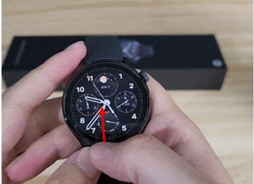 小米watchs1pro手电如何打开-小米腕表打开手电流程