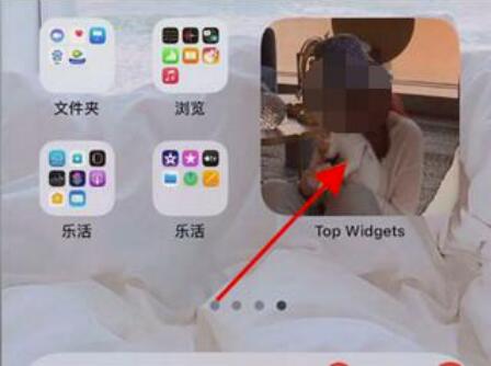 苹果手机桌面照片小组件相片如何更换?桌面照片小组件相片拆换方式