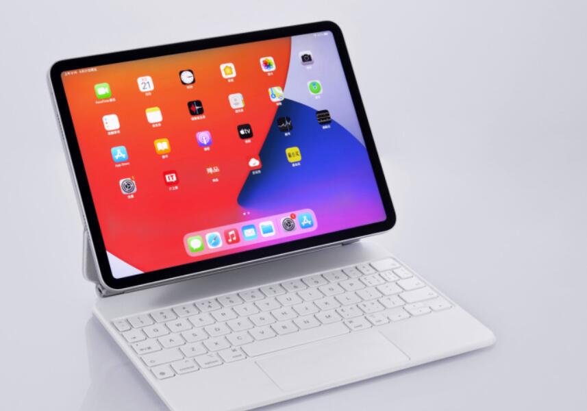 罗技网站表明：最新款苹果iPadPro12.9/11英尺型号规格即将来临