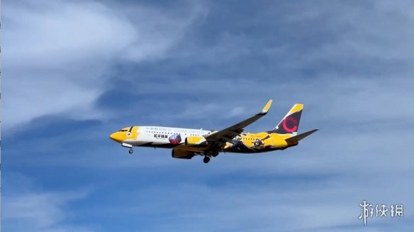 揭秘中国联合航空和平精英号：万米高空如何变身电竞战场？这架飞机竟藏着这些彩蛋！
