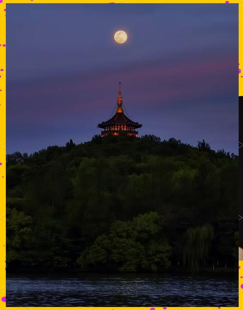 月夜视频拍摄全攻略:如何用手机拍出高清夜景大片?从设备调试到后期剪辑的实用技巧解析 月夜视频拍摄全攻略:如何用手机拍出高清夜景大片?从设备调试到后期剪辑的实用技巧解析